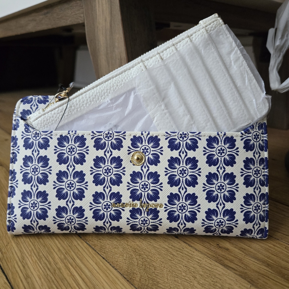 Nanette Lepore Blue Floral Wallet - Blue & White Women's Clutch - Picture 3 of 4